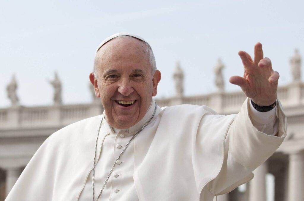 Lutto nazionale per il Papa, verso 3 giorni di stop: cos’è e cosa succede per pubblico e privati Papa Francesco1 scaled 1 1024x680