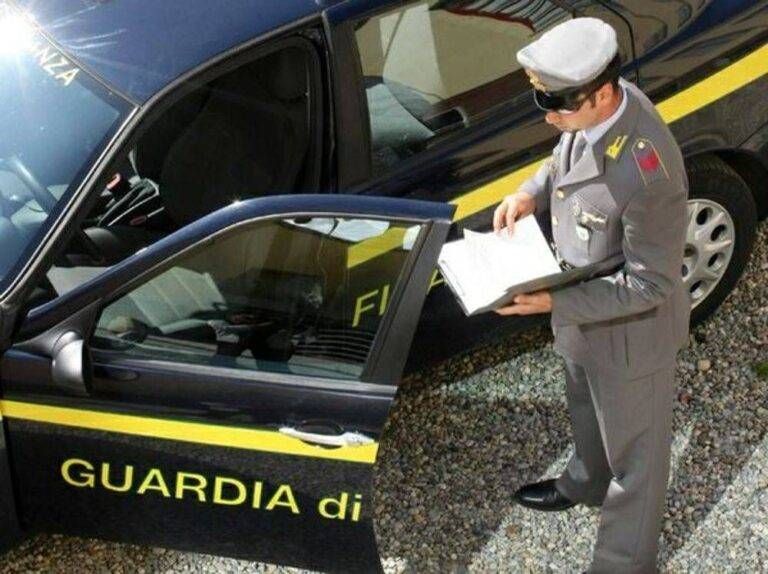Caronno, pusher in fuga abbandona la droga 104