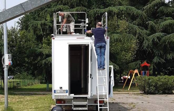 Allerta di Arpa per l’ozono a Saronno e dintorni: “State a casa fra le 12 e le 16” Arpa misura inquinamento quarantena