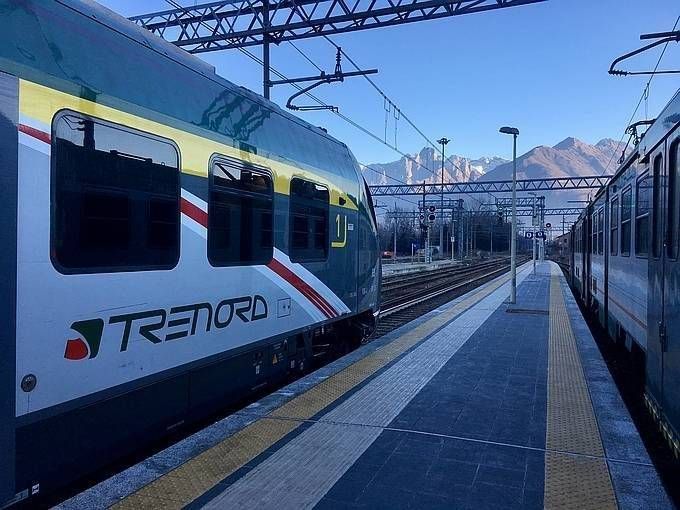 Passante chiuso per lavori dal 28 luglio al 24 agosto. Con biglietto digitale Trenord viaggi gratis su itinerari urbani treno neve