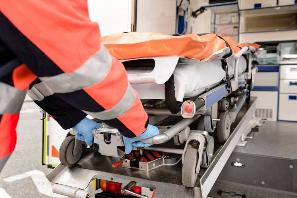 Limbiate, rissa in pieno centro, due uomini in ospedale incidente saronno