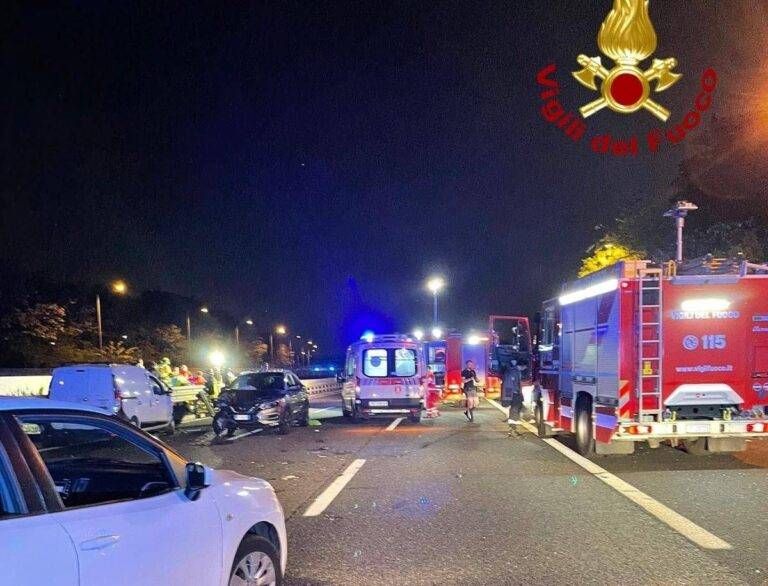 Incidente in autostrada, 8 feriti tra Origgio e Lainate incidente autostrada morto feriti