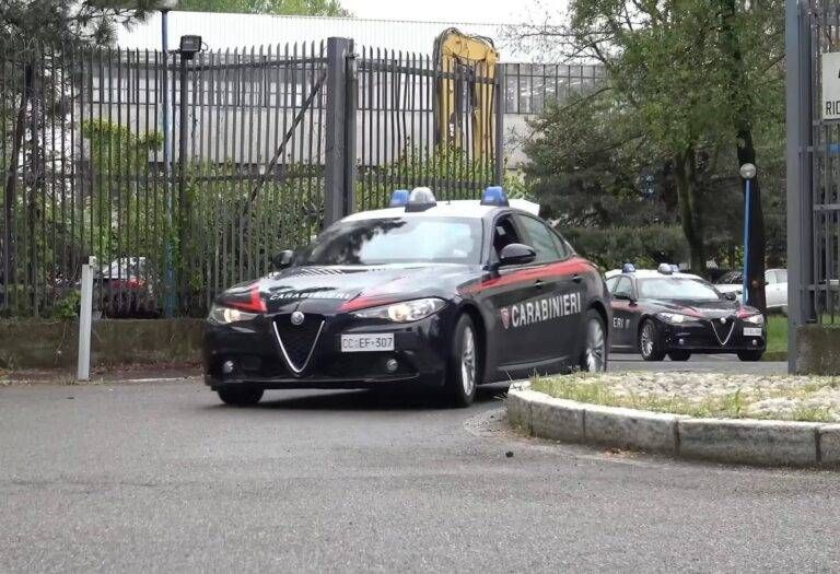 Sesto, carabinieri intervengono per uno scippo, due egiziani arrestati per spaccio carabinieri sesto