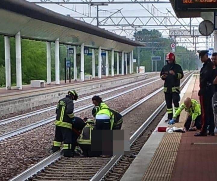 Trenord, investimento a Rescaldina: treni sospesi tra Saronno, Malpensa e Novara investito treno garbagnate