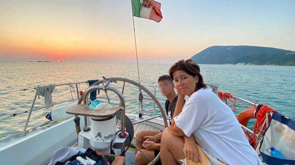 “Perché hai quel coltello insanguinato?”. Nuova versione del 17enne che ha ucciso la famiglia 17enne ucciso famiglia 1024x576