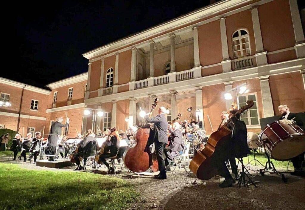 Eventi week-end: dalla Sagra del Gorgonzola di Caronno ai concerti in Villa per l’Ottobre Manzoniano concerto ottobre manzoniano 1024x703