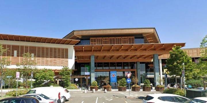 Cerchi lavoro? A Il Centro c’è l’occasione per te Il Centro Arese lavoro