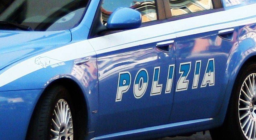 Scippi a Milano, arrestato rapinatore seriale polizia partorisce