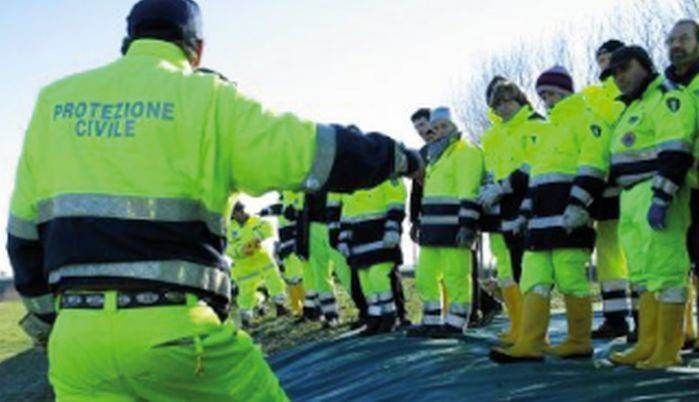Sirene e mezzi d’emergenza, maxi esercitazione di Protezione civile a Cogliate protezione civile esercitazione