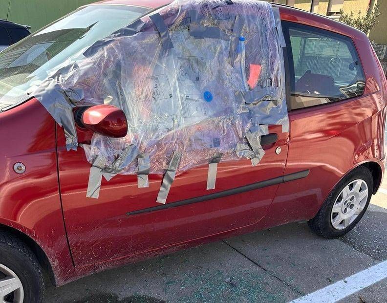 Limbiate, auto danneggiate da atti vandalici al Villaggio Giovi Limbiate danni auto