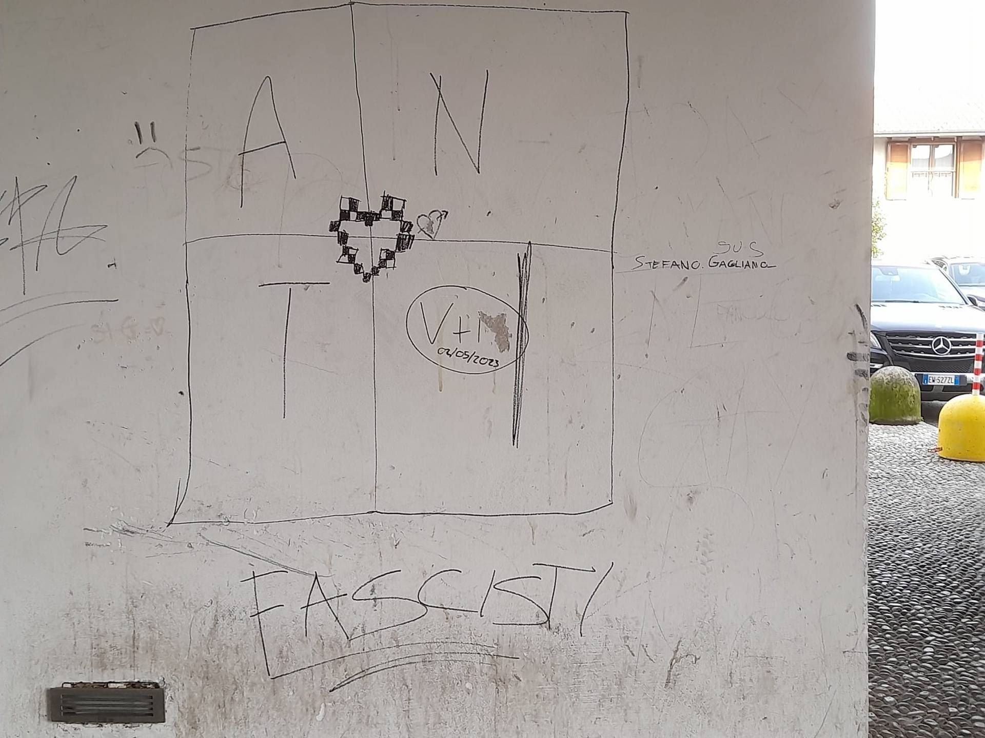 scritte villa borletti 3