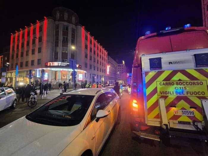 Allarme antincendio, evacuato il Cinema Anteo di Milano 04a055e4caf2236cb6e7ae405af21fcc