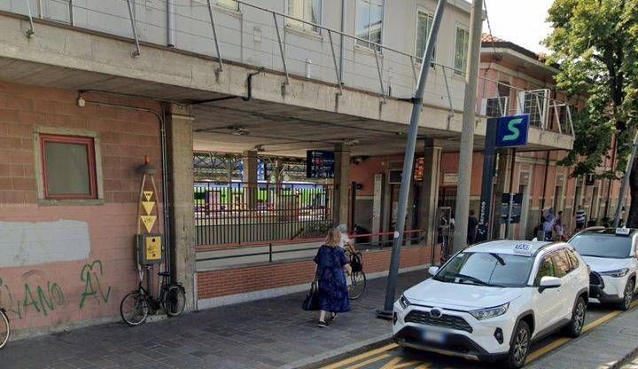 Saronno, minorenne rapinato in stazione, ennesimo caso di violenza in città Saronno Stazione