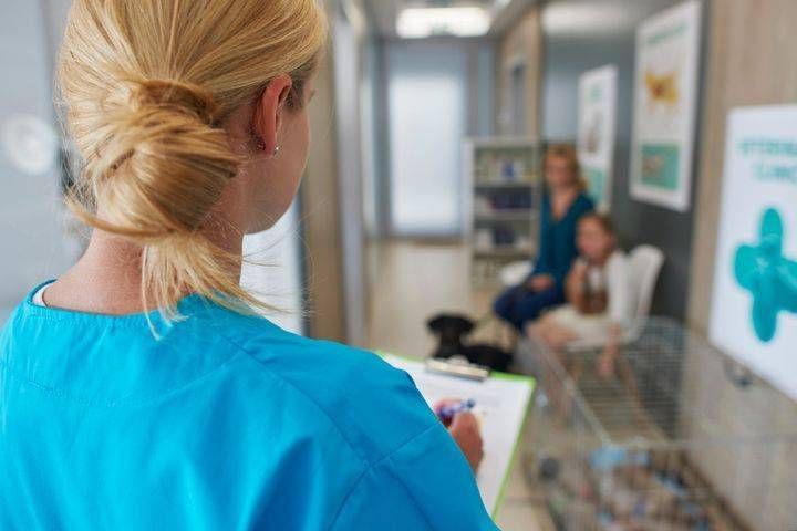 Anche a Bollate con le Acli sportello per ottenere subito le visite specialistiche Sala attesa esami acli