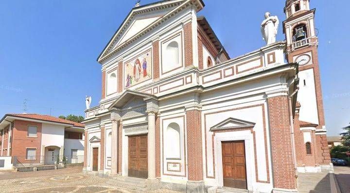 Solaro, ladri in chiesa, fanno danni in sacrestia e rubano le offerte Solaro furto chiesa