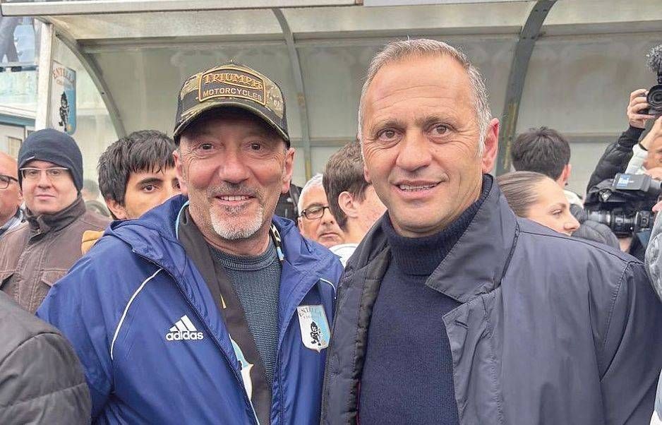 Bollate, l’impresa dell’allenatore Fabio Gallo Bollate allenatore Fabio Gallo
