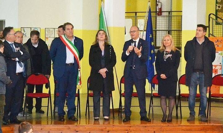 Il ministro dell’Istruzione Valditara in visita a Garbagnate Valditara Garbagnate visita