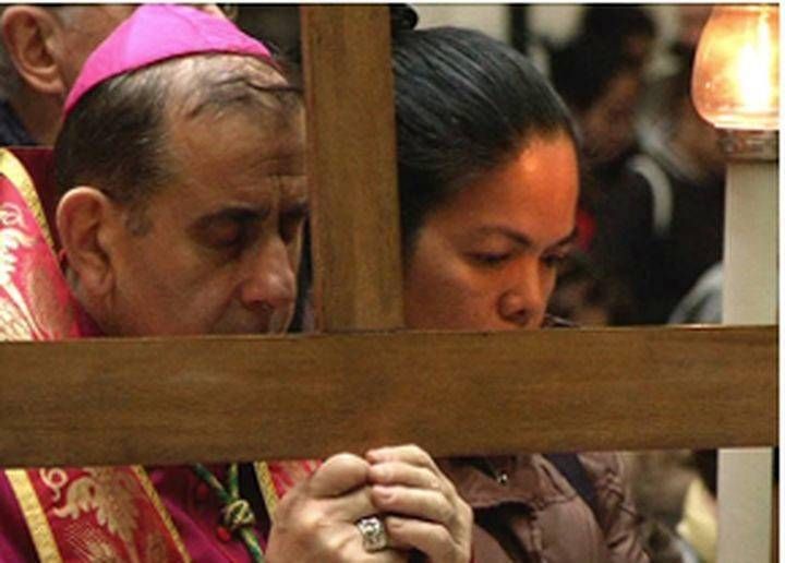 L’arcivescovo Delpini a Limbiate per la Via Crucis LImbiate via Crucis delpini