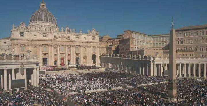 Funerali Papa Francesco: a Saronno diretta su maxi schermo e suono di tutte le campane alle 12 funerali papa francesco