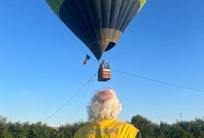 Parco delle Groane, mongolfiera, laboratori e curiosità nell’ex polveriera per la Festa europea | VIDEO Festa PArco Groane mongolfiera