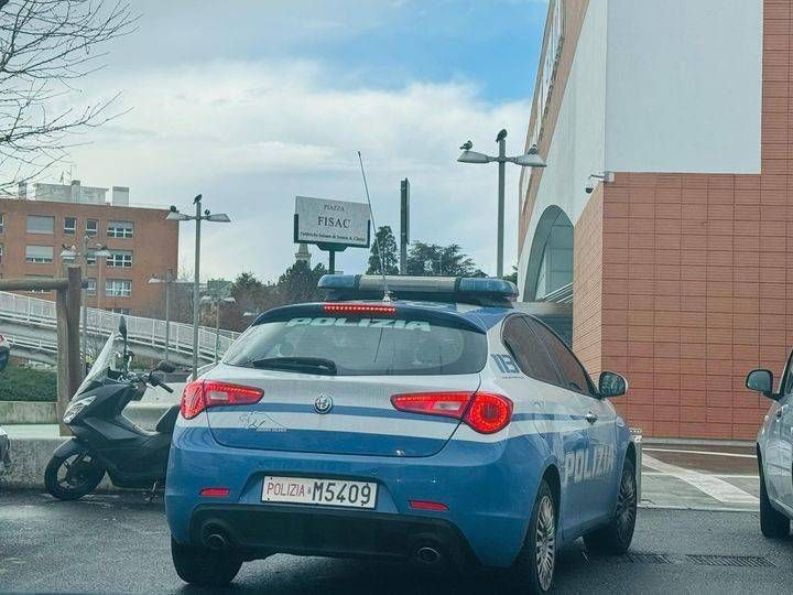Ruba alcolici all’Esselunga, arrestato 45enne di Limbiate Limbiate furto Como Esselunga