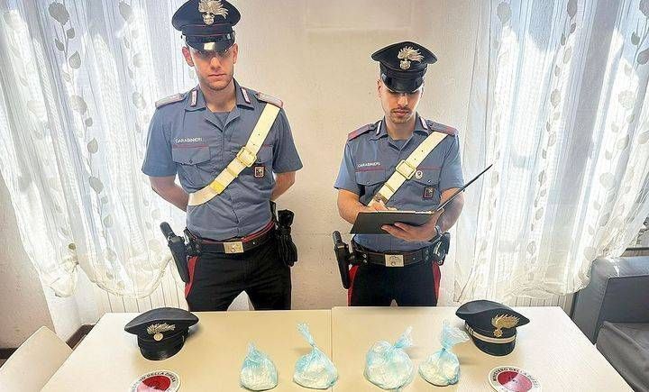 Novate Milanese, maxi sequestro di cocaina: arrestato operaio di 57 anni novate milanese cocaina sequestro