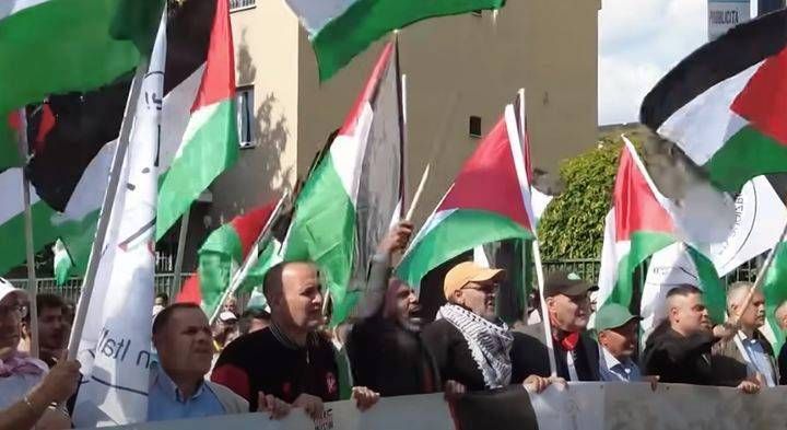 Limbiate, corteo e manifestazione per il cessate il fuoco a Gaza Nei giorni scorsi a Milano manifestazione per il cessate il fuoco a Gaza