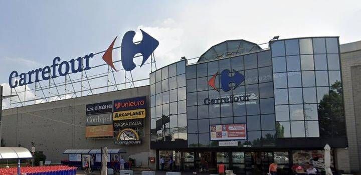 Carrefour: nè Lidl, nè Esselunga nè Mercadona, ecco chi compra tutte le attività in Italia Carrefour Italia