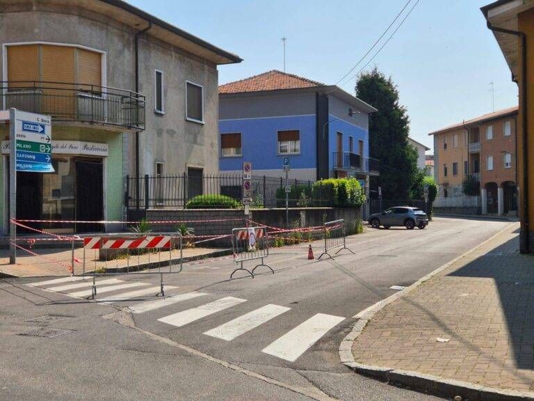 Gerenzano: mistero sul cedimento stradale in via Berra Immagine WhatsApp 2025 06 19 ore 10.32.10 a60b195d 768x576
