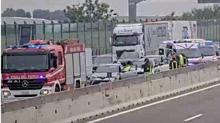 Incidente in autostrada tra Turate e Saronno, 4 feriti e code sulla Milano – Como incidente saronno autostrada