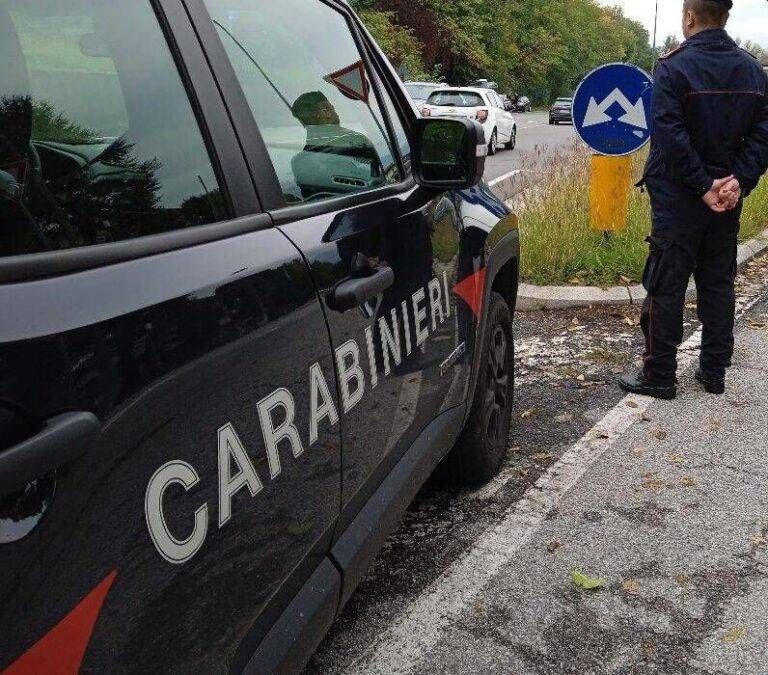 Bollate, fermato dai Carabinieri con 250 dosi di cocaina Bollate 250 dosi cocaina