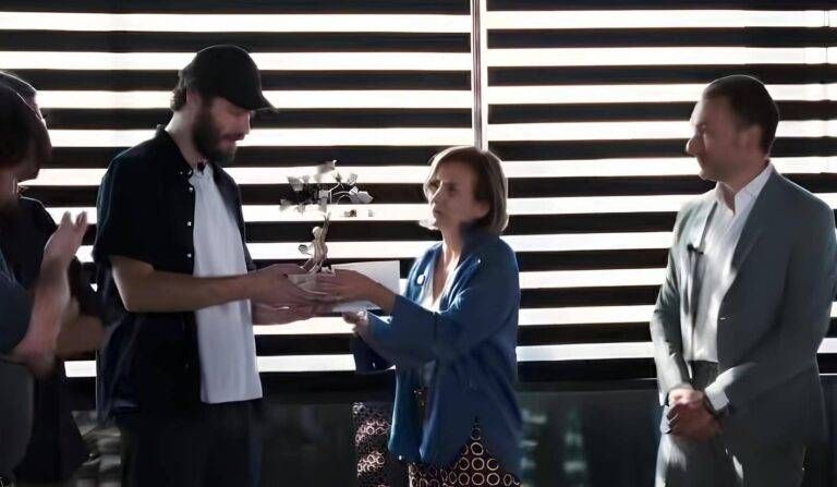 Pinguini Tattici Nucleari premiati per la canzone dedicata a Giulia Tramontano pinguini tattici nucleari giulia tramontano