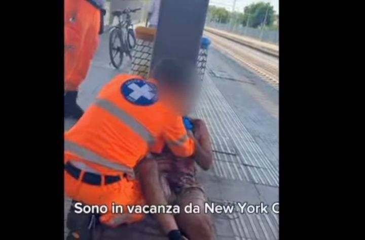 Turista americano ferito in stazione, arrestati dalla Polizia due tunisini | VIDEO Turista americano aggredito in stazione