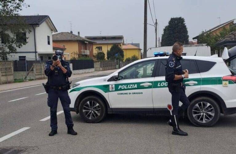 Uboldo, solo uno su tre paga la multa: pignoramenti e fermi auto autovelox 1 vigili 768x502