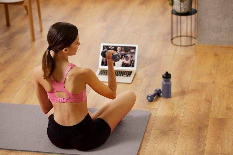 Cosa fa un Personal Trainer online: un supporto a portata di mano coach online