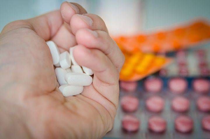 Quante pastiglie al giorno? I pazienti cronici costano 21 volte di più, strategie per ridurre gli sprechi pazienti cronici pastiglie