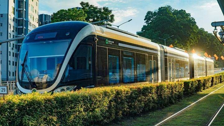 Tram Milano-Seregno, dal Ministro Salvini no a nuovi finanziamenti: è scontro sugli extracosti tram trasporto pubblico ex alfa