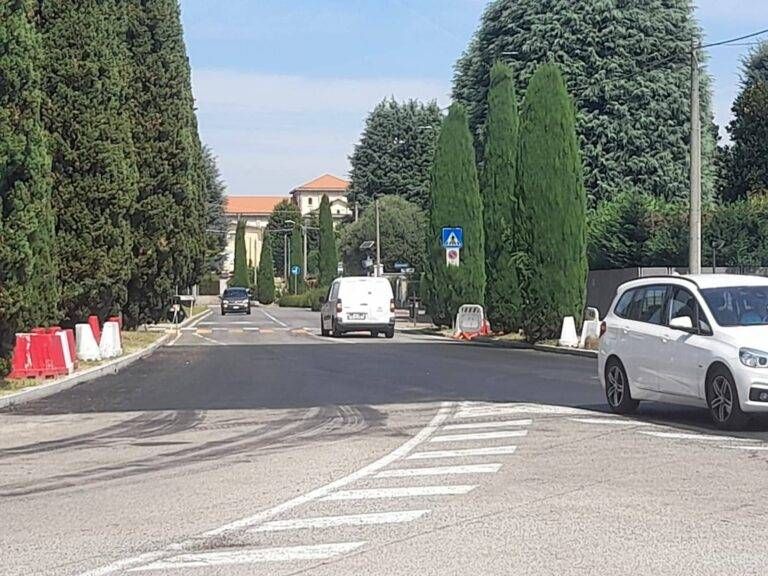 Furto di rame a Uboldo, rubati i cavi elettrici dei punti luce via per origgio riparazione asfalto 768x576