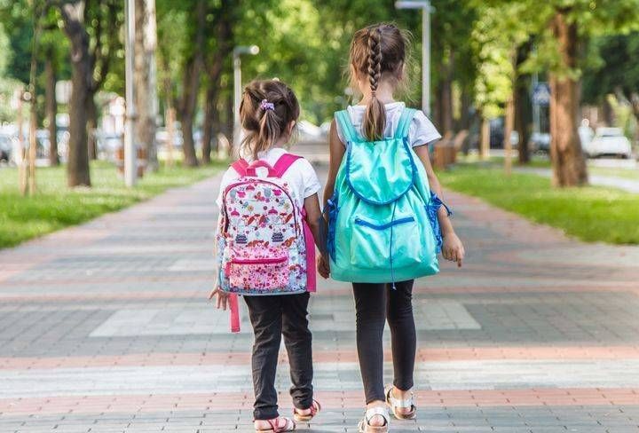 Rientro a scuola: ecco il calendario con pochi ponti ma super vacanze di Natale Bambini vacanze scuola ponti