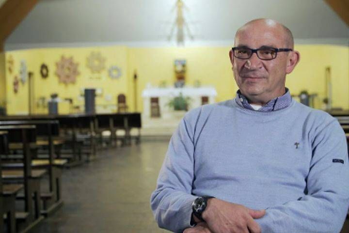 Minorenni rom sull’auto pirata di Milano, la testimonianza di Don Paolo Steffano, già parroco a Baranzate don Paolo Steffano