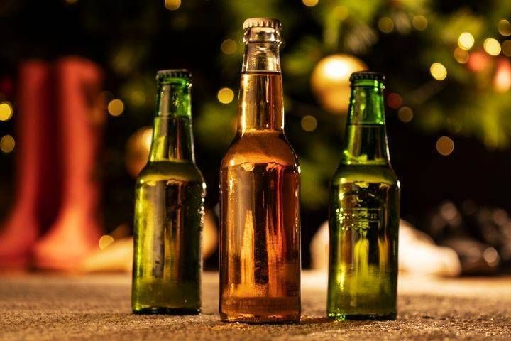 Ordinanza a Bollate, niente alcolici all’aperto fino a fine ottobre Bottiglie ordinanza bollate alcolici
