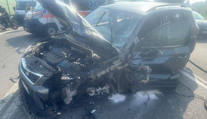 Incidente in autostrada, due feriti allo svincolo di Uboldo incidente autostrada uboldo