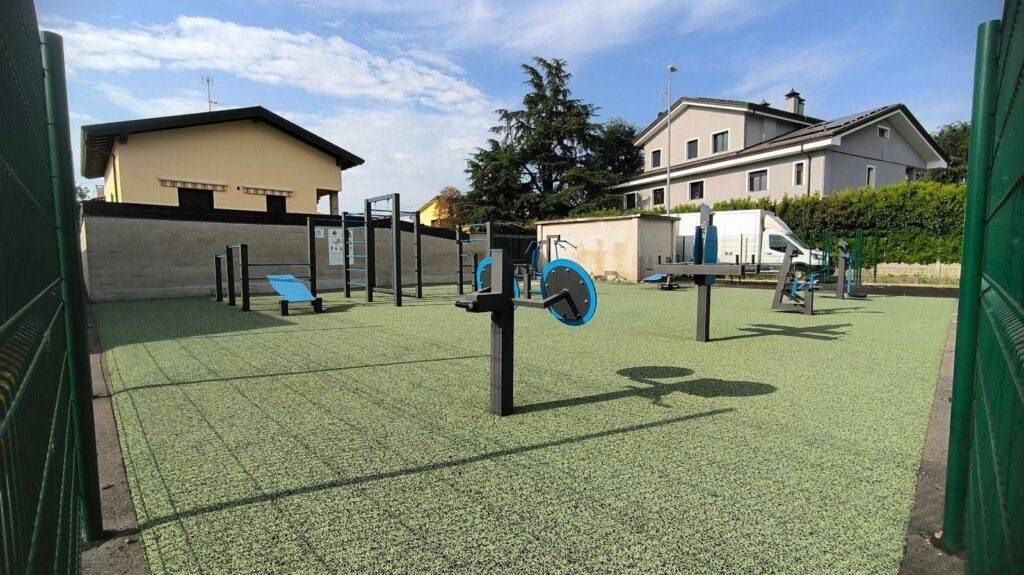 Uboldo, vandali e fracassoni allo sky-fitness e alla Talent House sky fitness zzzzaaaaa 1024x575