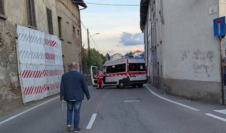 Cogliate, investita da una escavatrice, morta all’arrivo in ospedale Cogliate morta escavatrice