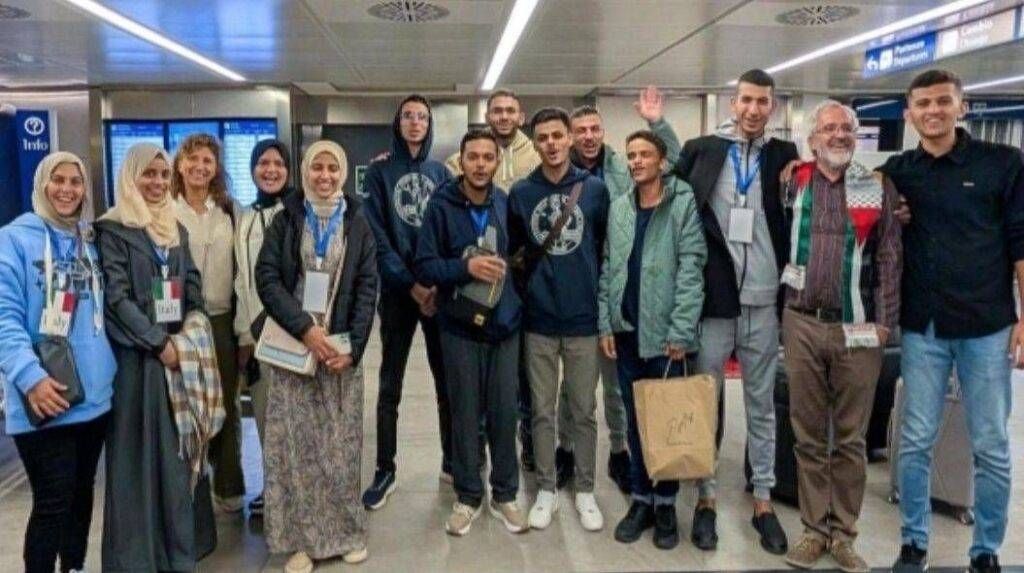 Novate per la Palestina: raccolta per i giovani arrivati da Gaza per studiare all’Università Statale di Milano Novate Palestina Gaza