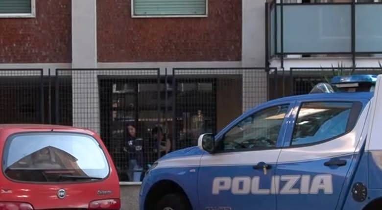 Sesto S.Giovanni: durante lo sfratto si getta dal balcone e muore a 71 anni sesto balcone morto