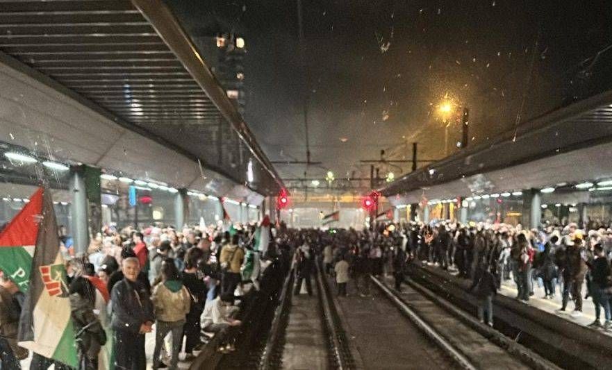 Flotilla, manifestazioni a Milano e Saronno, stasera flash mob all’ospedale di Garbagnate flotilla cadorna manifestazione