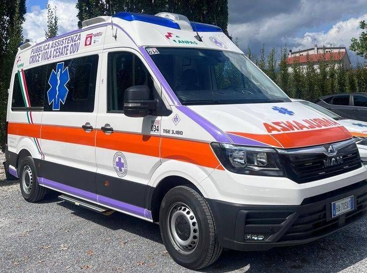 Solaro, incidente all’incrocio 14enne in codice giallo a Niguarda Croce viola cesate