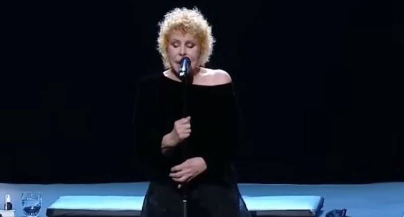 Addio Ornella Vanoni, simbolo di Milano: quella volta a Villa Arconati di Bollate Ornella Vanoni concerto Arcimboldi Milano