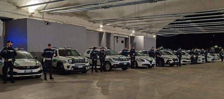 Cormano, progetto Smart: due notti di controlli, 35 verbali, 2 fermi e 2 patenti ritirate Smart Cormano Polizia locale